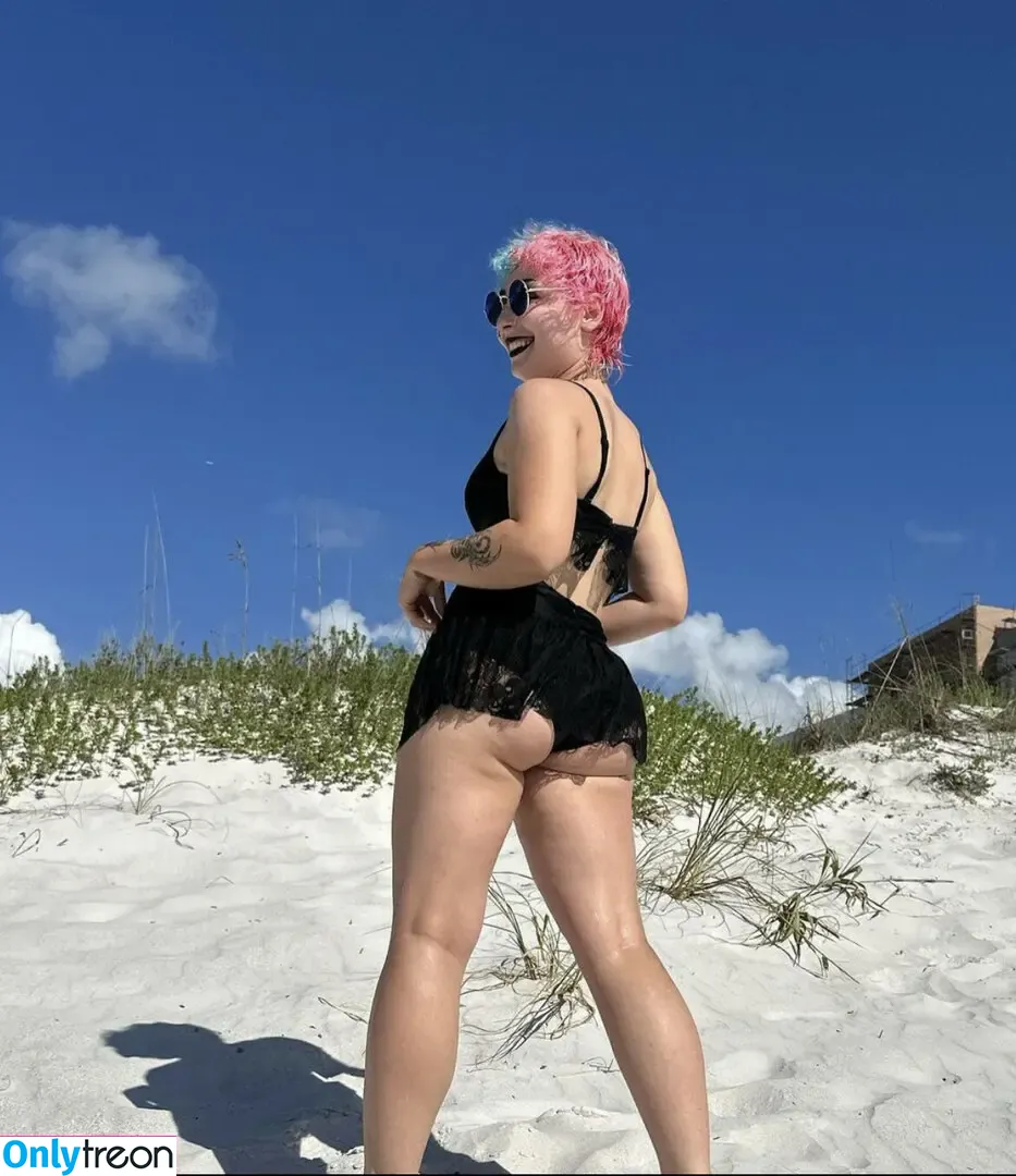 Rottenpixy nude photo #0199 (Rottenpixy)