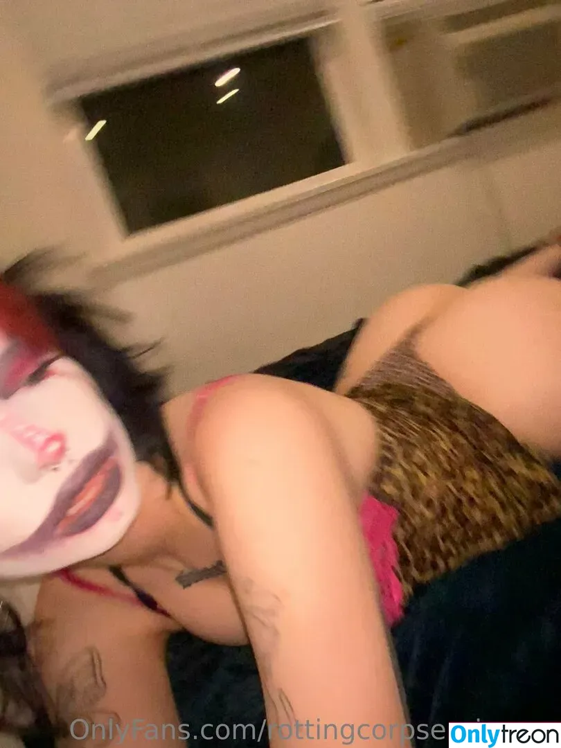 rottingcorpseprincess nude photo #0106 (rottenpeachcorpse)