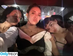Rowan Blanchard / Simp Chat / rowanblanchard фото голая #0650