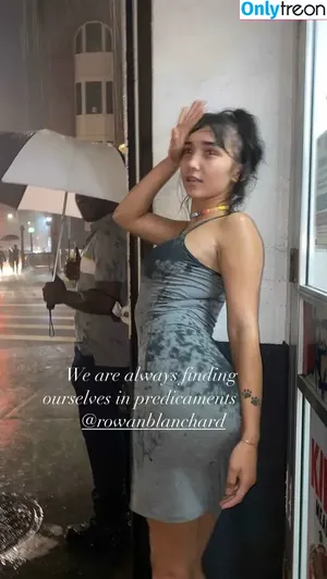 Rowan Blanchard / Simp Chat / rowanblanchard nude photo #0879