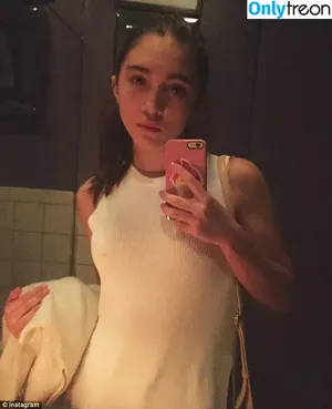 Rowan Blanchard / Simp Chat / rowanblanchard фото голая #0963