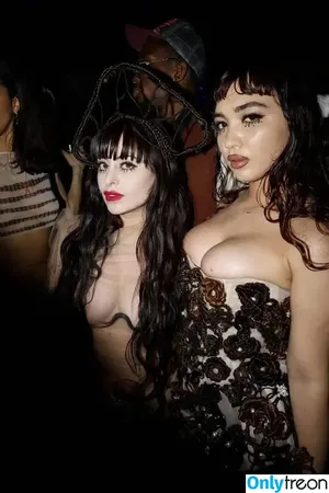 Rowan Blanchard / Simp Chat / rowanblanchard nude photo #0978