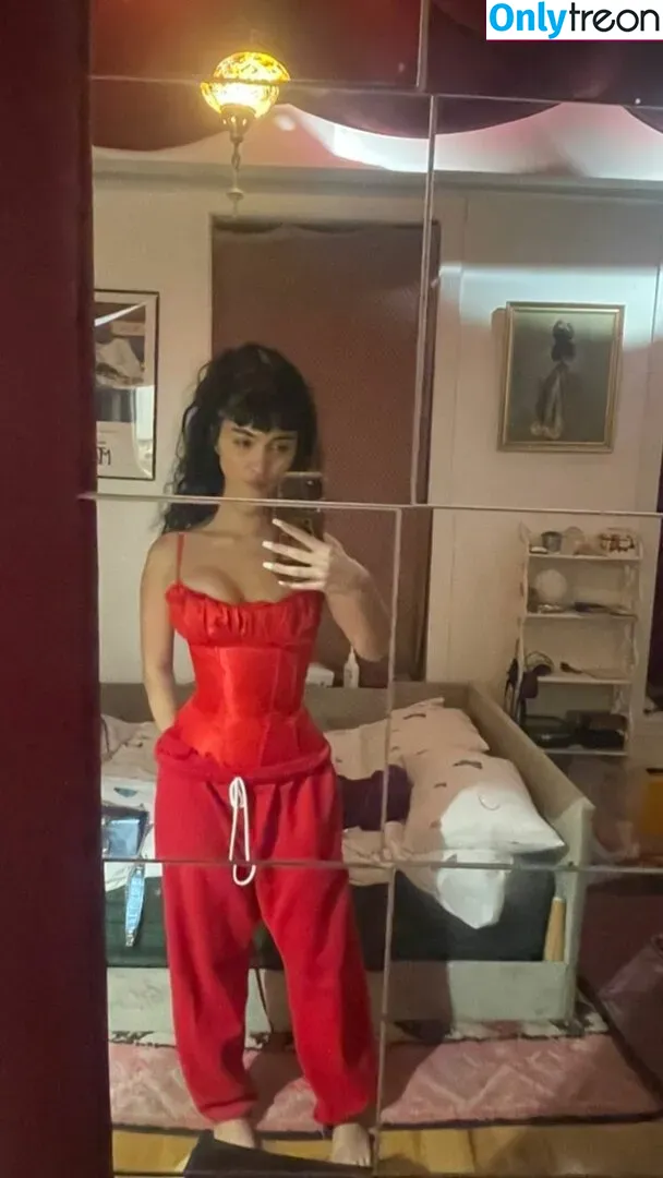 Rowan Blanchard nude photo #0289 (Simp Chat / rowanblanchard)