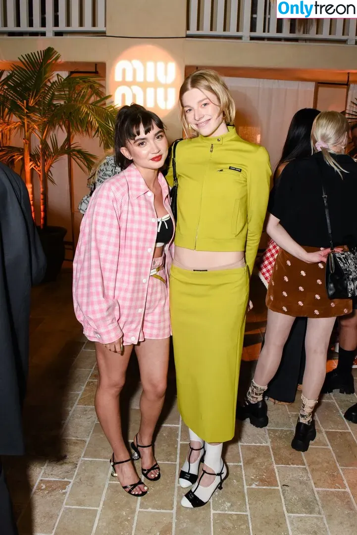 Rowan Blanchard nude photo #0293 (Simp Chat / rowanblanchard)