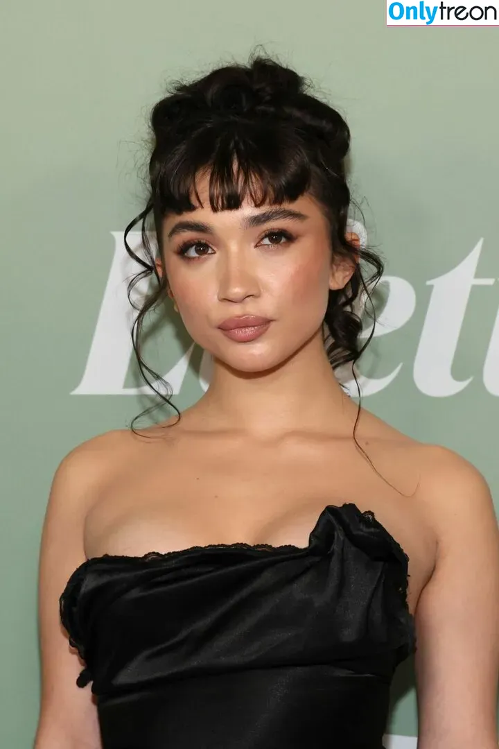 Rowan Blanchard nude photo #0363 (Simp Chat / rowanblanchard)