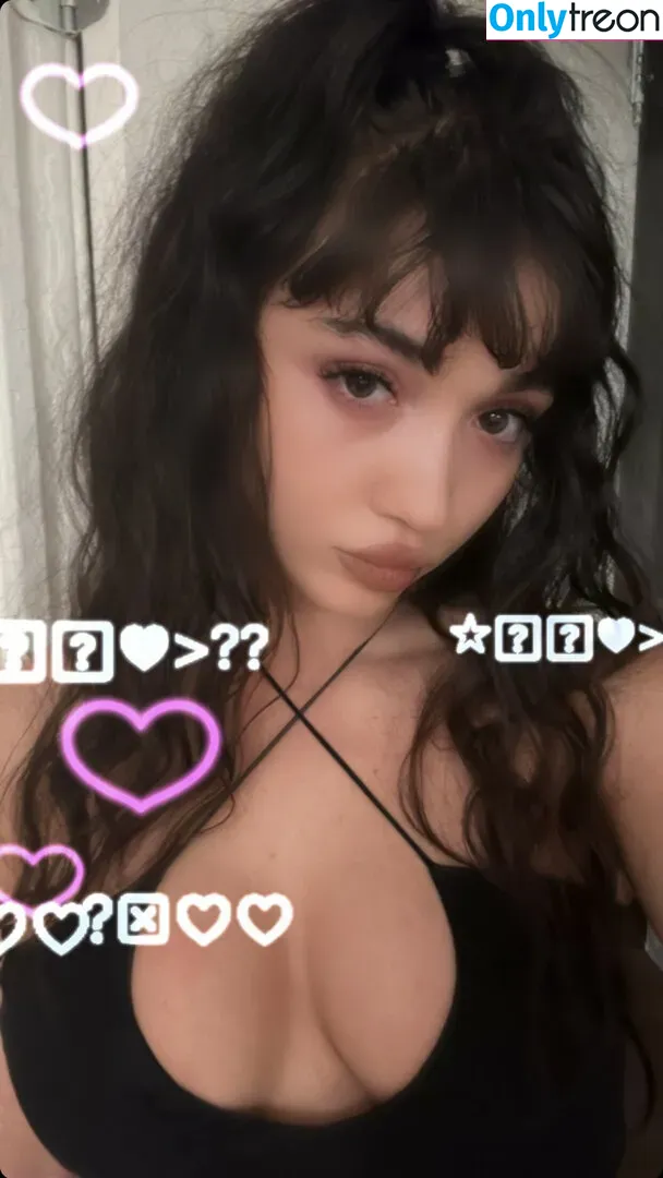 Rowan Blanchard голая photo #0403 (Simp Chat / rowanblanchard)