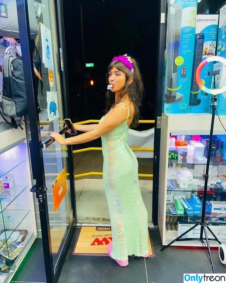Rowan Blanchard голая photo #0423 (Simp Chat / rowanblanchard)