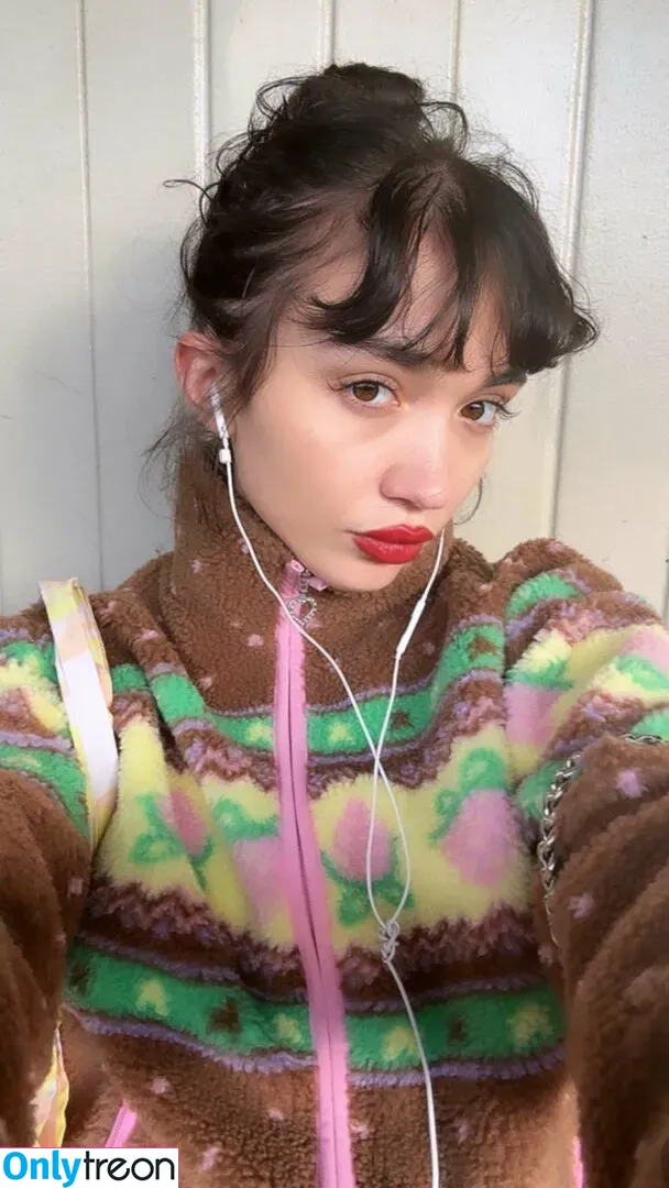 Rowan Blanchard голая photo #0425 (Simp Chat / rowanblanchard)