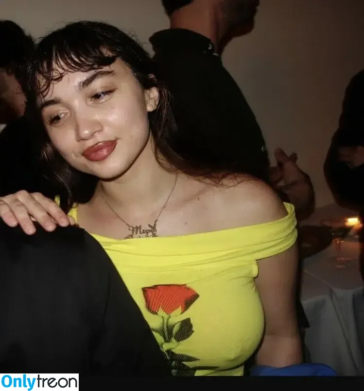 Rowan Blanchard nude photo #0615 (Simp Chat / rowanblanchard)