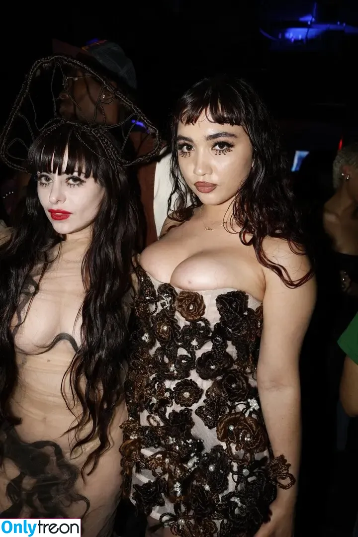 Rowan Blanchard nude photo #0654 (Simp Chat / rowanblanchard)