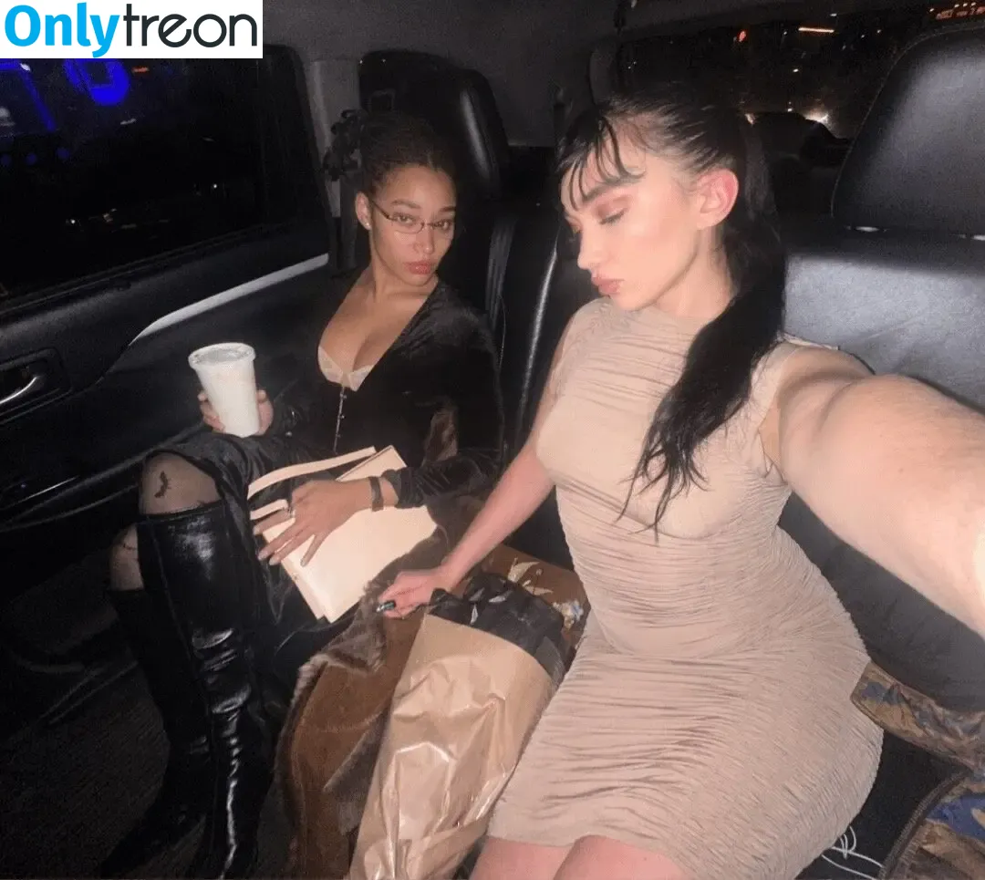 Rowan Blanchard nude photo #0679 (Simp Chat / rowanblanchard)