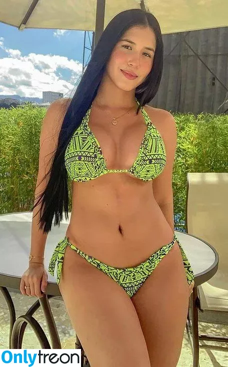 Roxana Ventura голая photo #0133 (roxanaventura / roxanaventuraa)