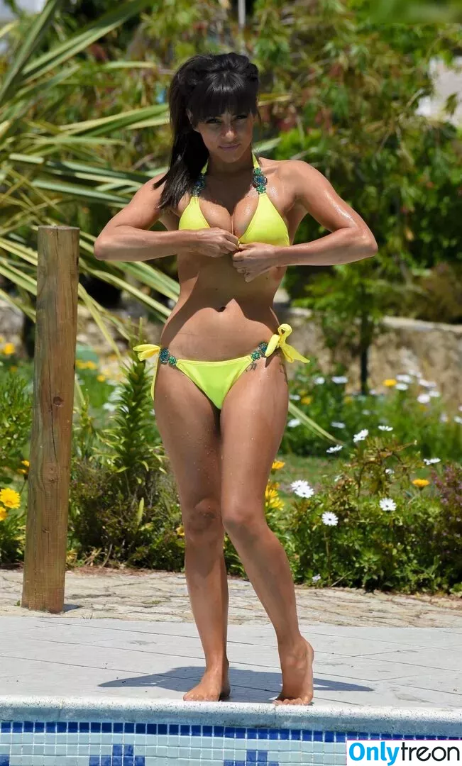 Roxanne Pallett nude photo #0150 (theroxannecarrion)