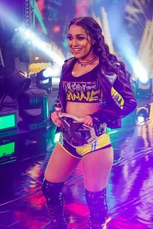 Roxanne Perez / Rok-C - WWE NXT / roxanne_wwe фото голая #0045