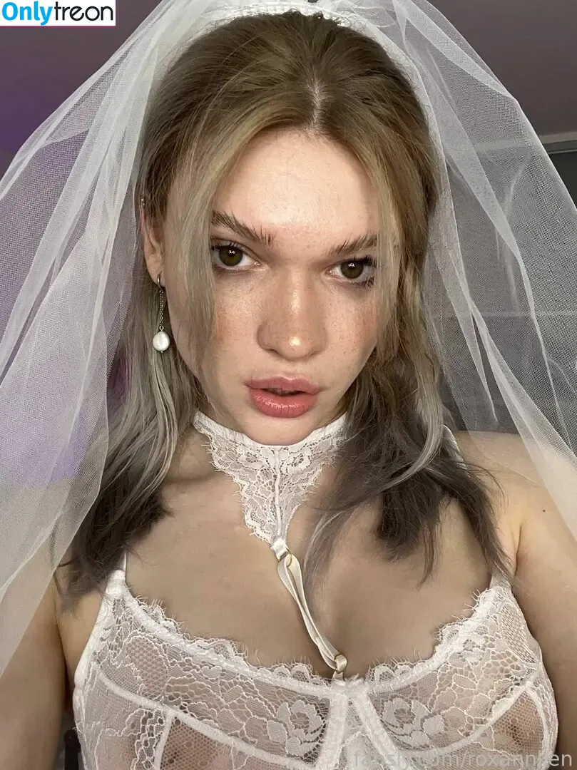 roxannken голая photo #0004 (soroxanne)
