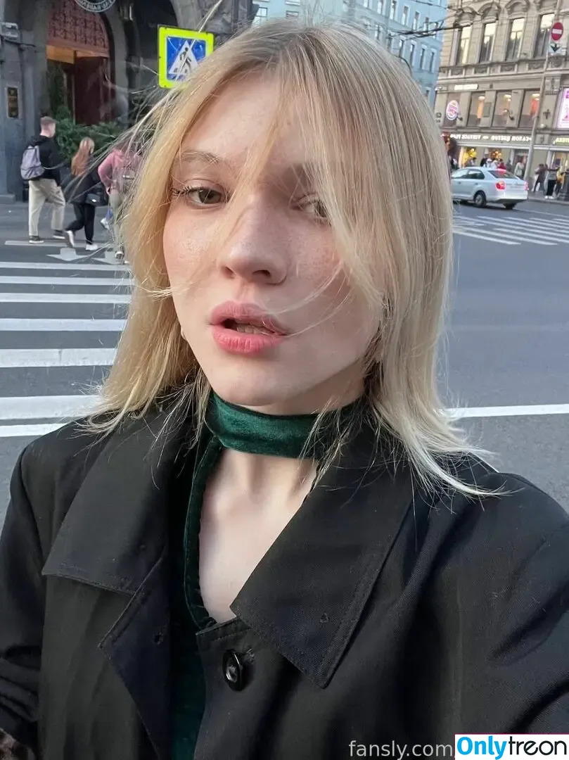 roxannken голая photo #0007 (soroxanne)