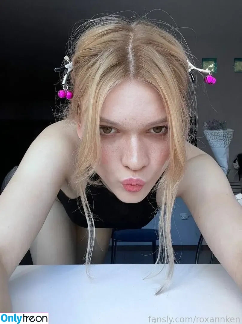 roxannken голая photo #0014 (soroxanne)