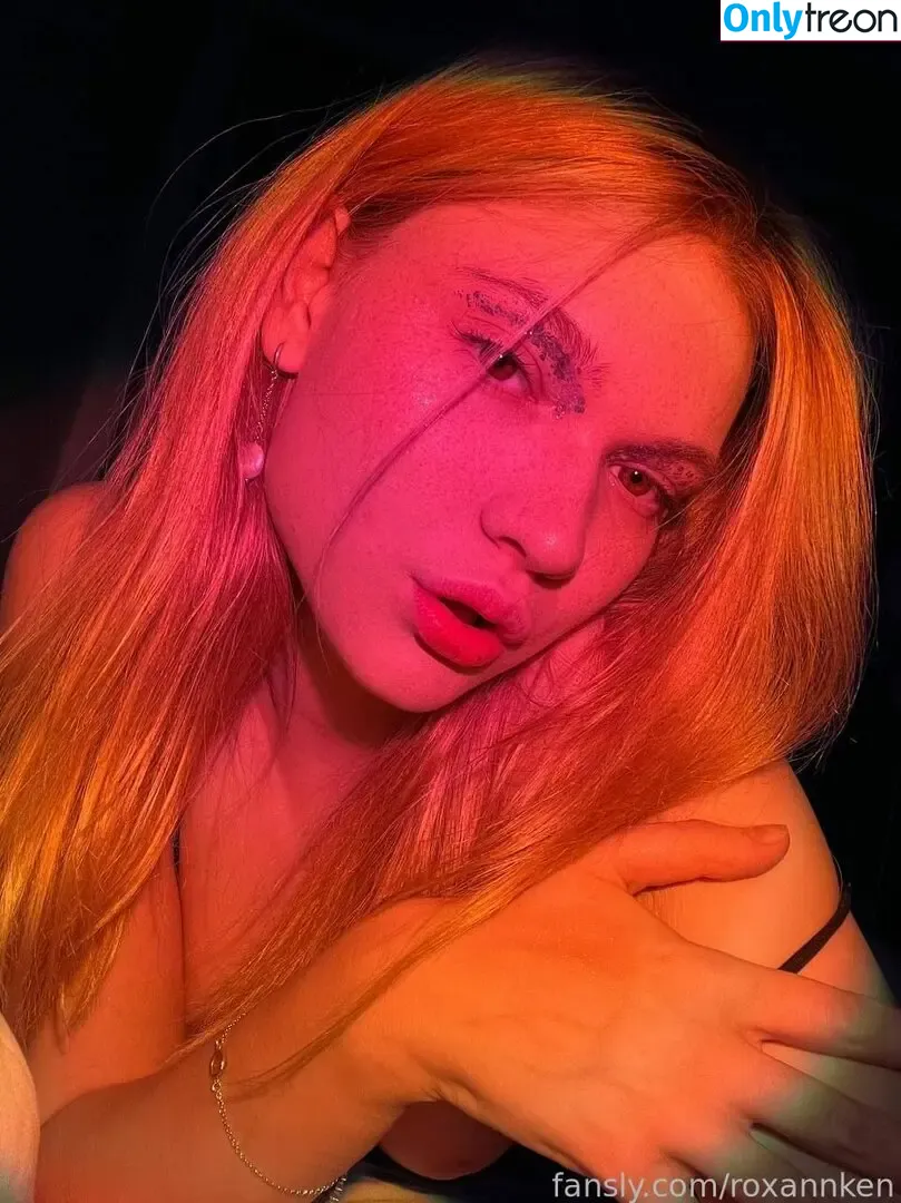roxannken голая photo #0031 (soroxanne)
