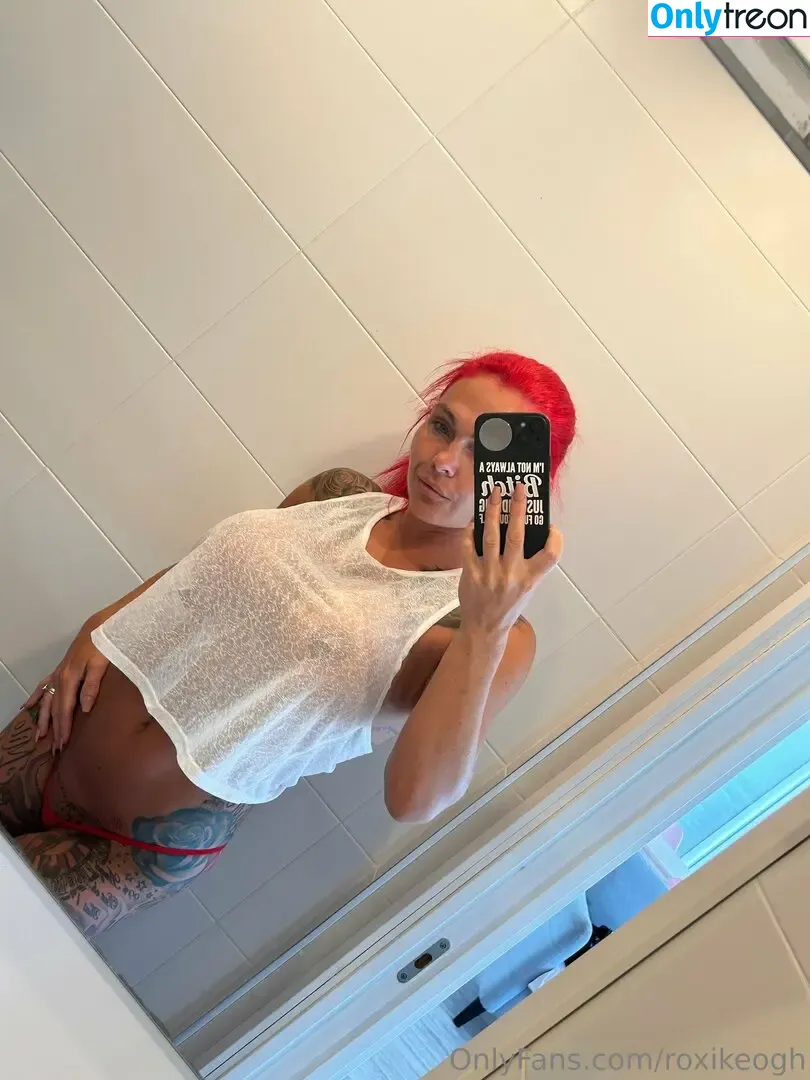roxikeogh nude photo #0128 (roxikeoghmodel)