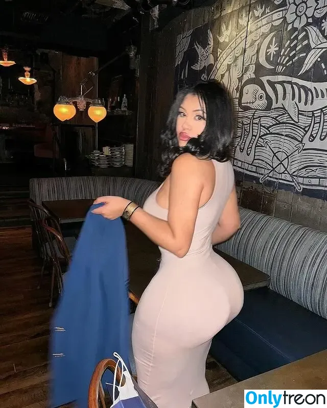 Roxsana Diaz nude photo #0017 (The Art Teacher / Toyboxdollz / roxdiaz)