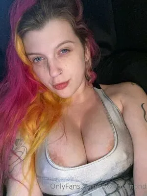 Roxxi Diamond / _roxxidiamond / roxxi-diamond / roxxidiamond nude photo #0042