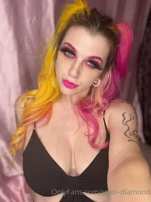 Roxxi Diamond / _roxxidiamond / roxxi-diamond / roxxidiamond nude photo #0062
