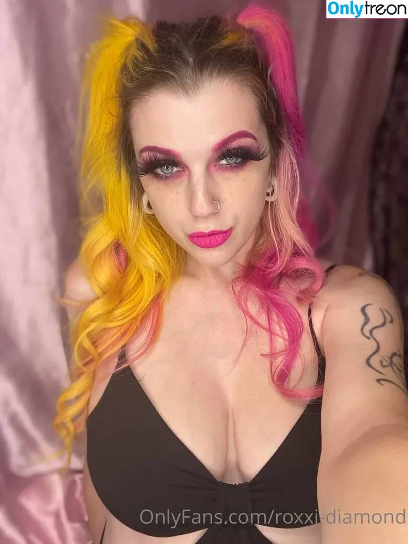 Roxxi Diamond nude photo #0061 (_roxxidiamond / roxxi-diamond / roxxidiamond)