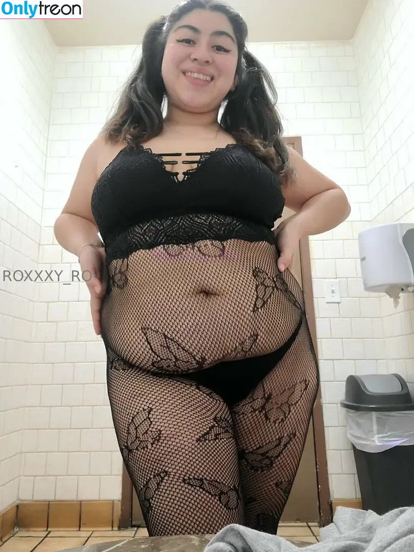 roxxxy_ro голая photo #0003 (roxxxyandrews)