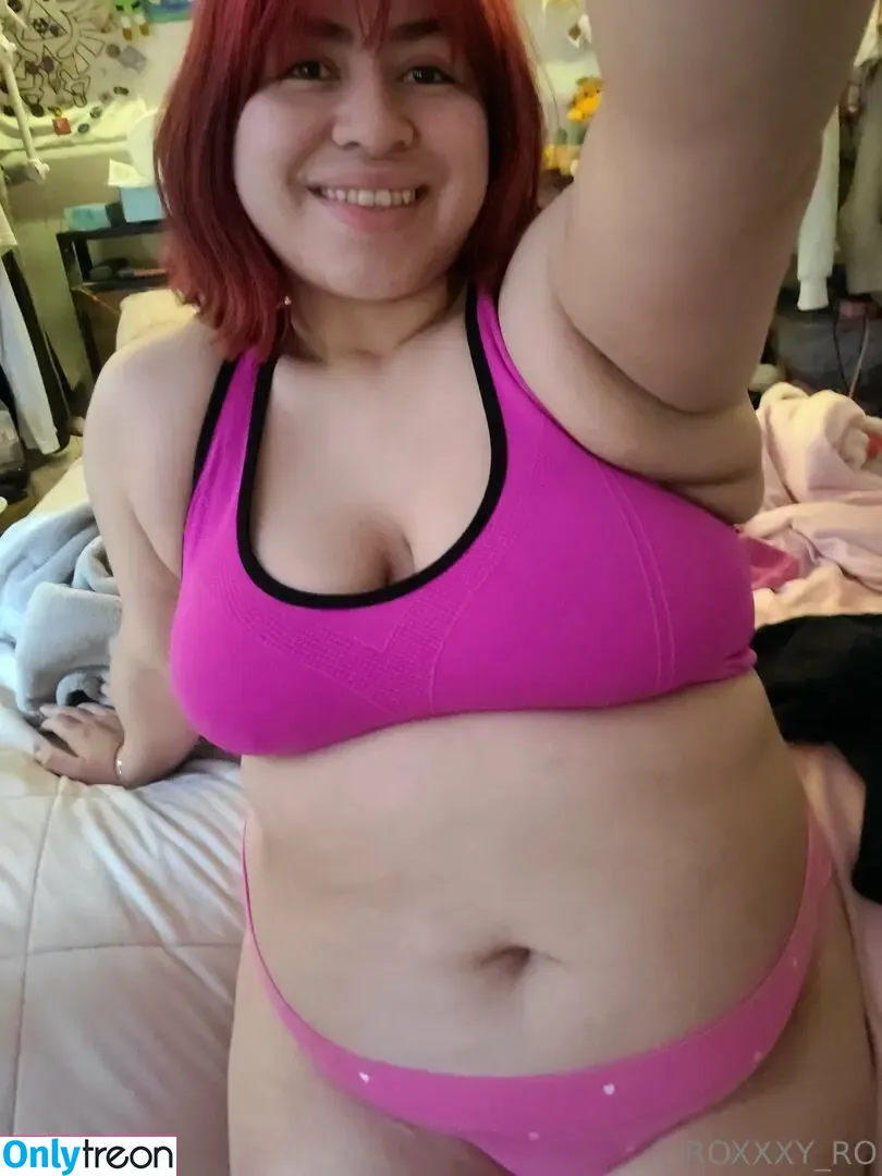 roxxxy_ro nude photo #0105 (roxxy__roxx_)