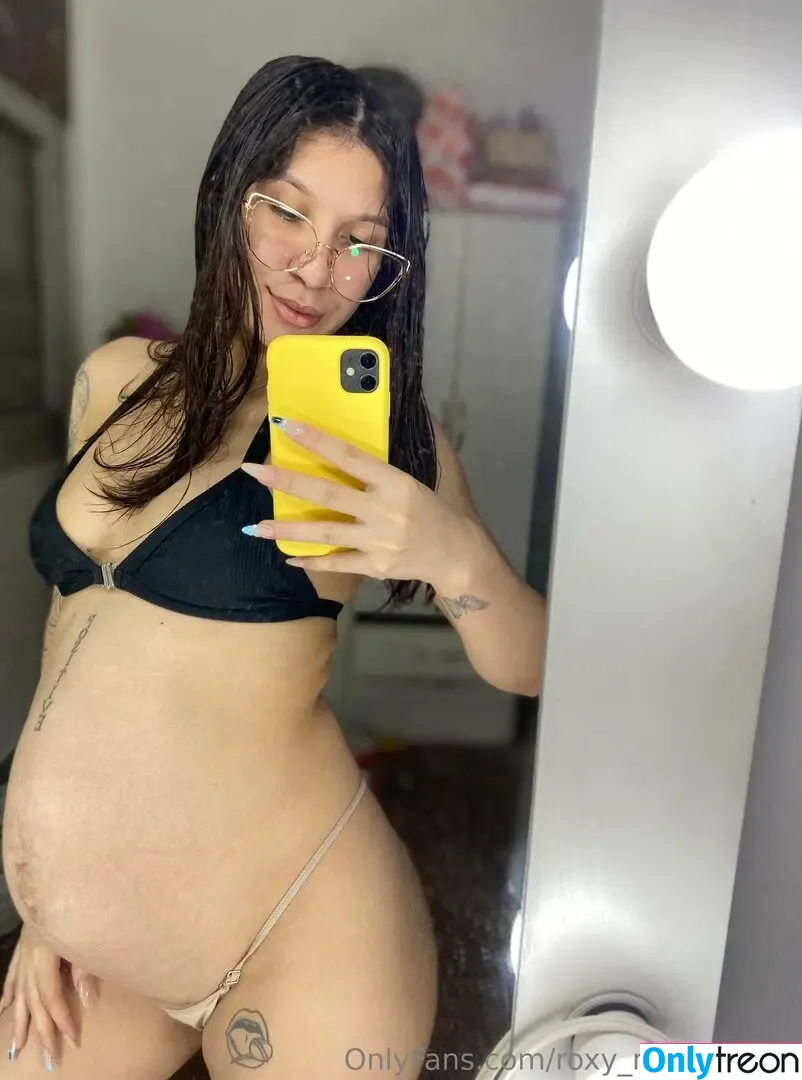 roxy_mommyhot nude photo #0057 (roxy_mommyhot)