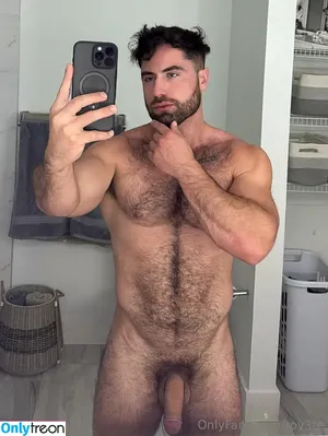 roy3te / roy3tev2 nude photo #0019