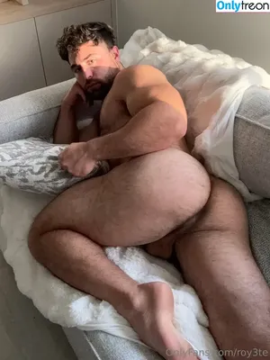 roy3te / roy3tev2 nude photo #0034