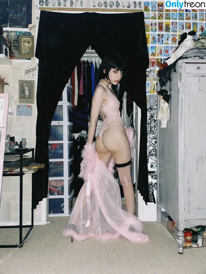rravenelexa nude photo #0009 (ravynalexa / tylersdoubt)