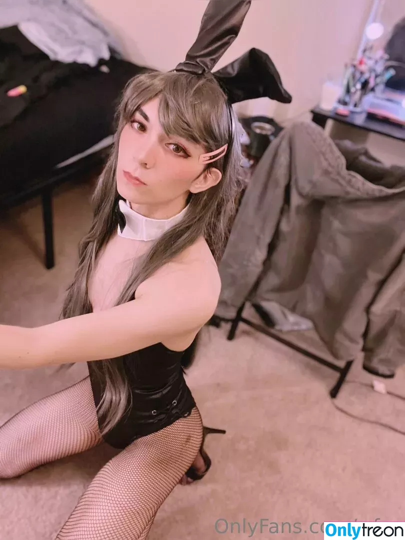 rrfox nude photo #0057 (rrfox)