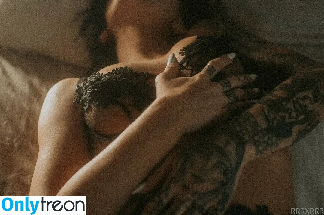 rrrxrrr nude photo #0002 (reneroxanneramirezxrr)