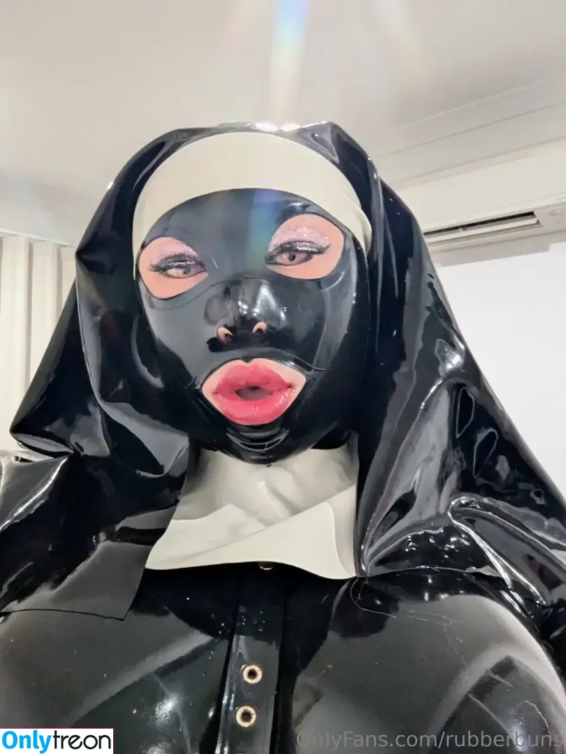 rubberbuns nude photo #0050 (rubber_buns)