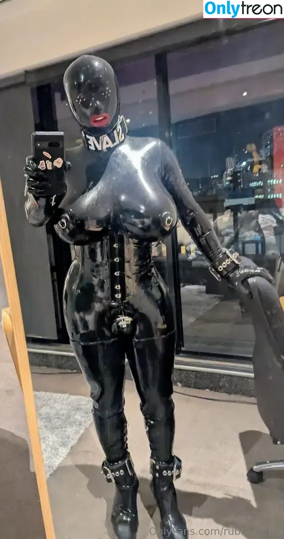 rubberbuns nude photo #0075 (rubber_buns)