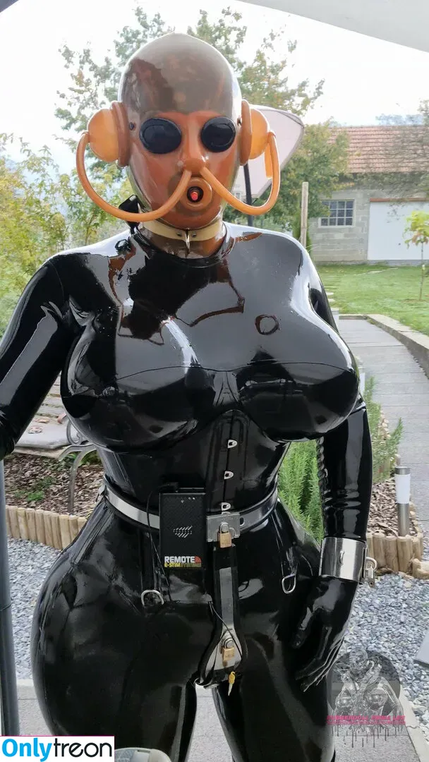 rubberdollemma голая photo #0132 (rubberdollemma)