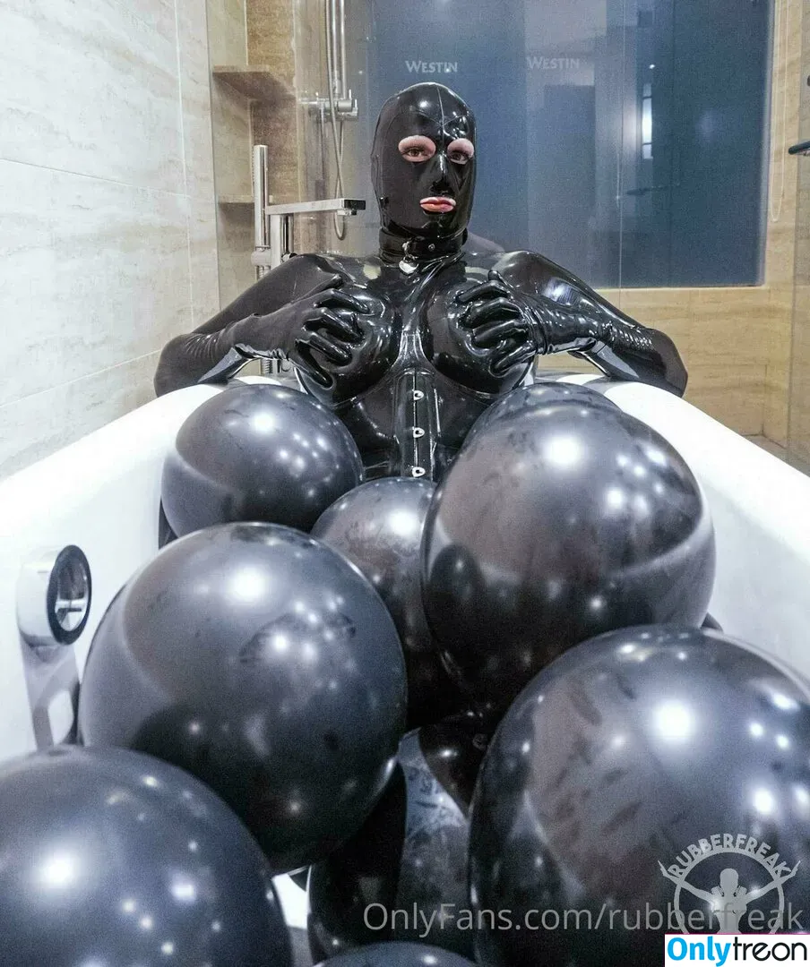 rubberfreak nude photo #0031 (rubber.freak)