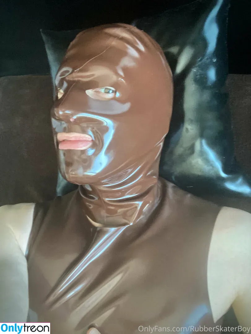 rubberskaterboy nude photo #0071 (rubberskaterboy)