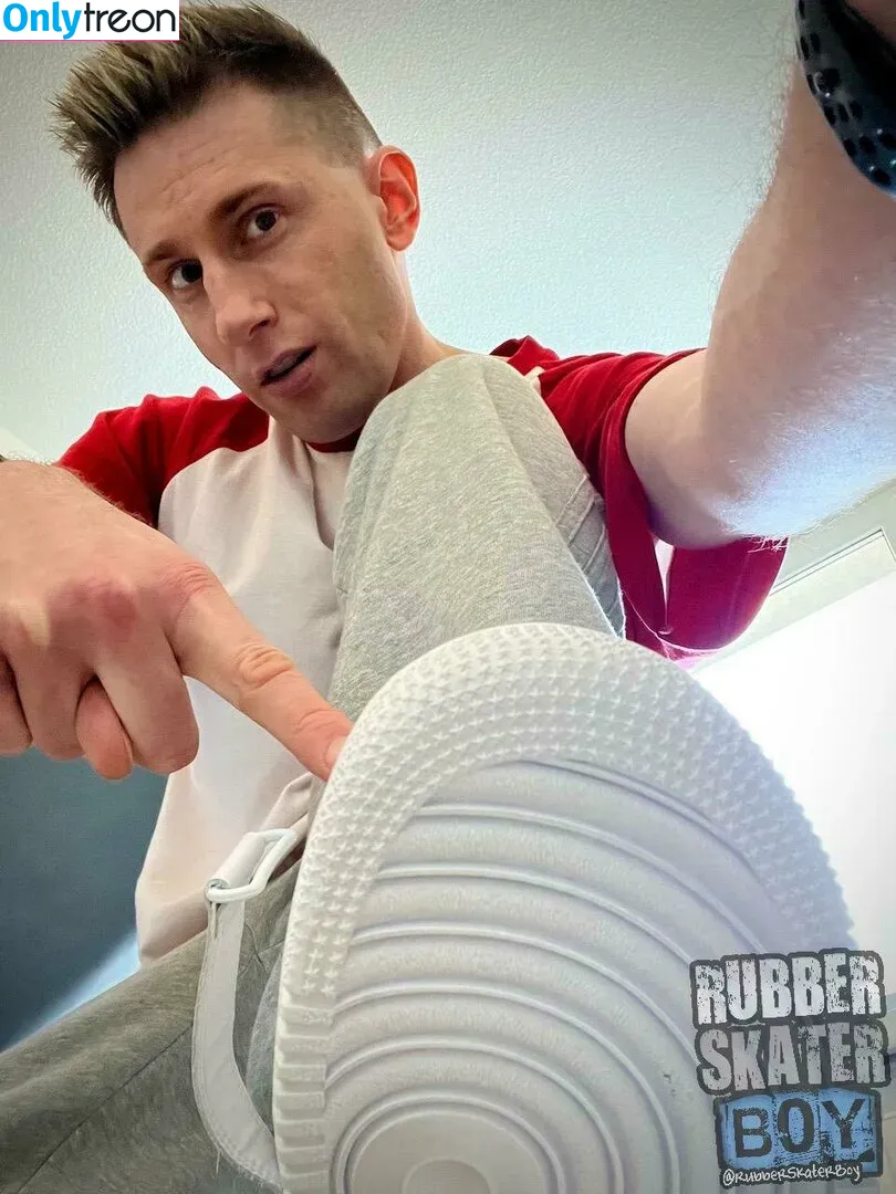 rubberskaterboy голая photo #0178 (rubberskaterboy)