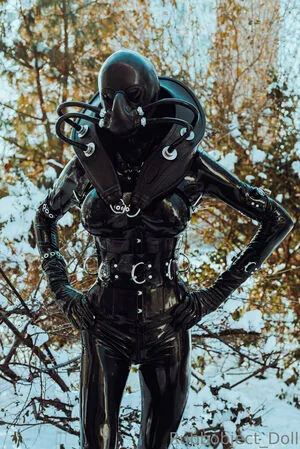 rubbobject_doll / fetishour_plus фото голая #0022