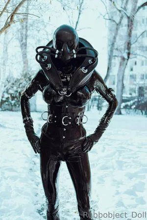 rubbobject_doll / fetishour_plus фото голая #0027