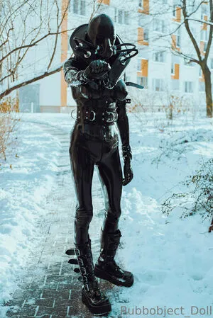 rubbobject_doll / fetishour_plus фото голая #0034