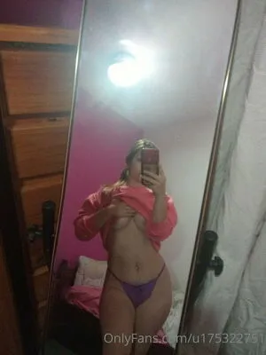 rubiacaliente29 / user6983739353837 nude photo #0002