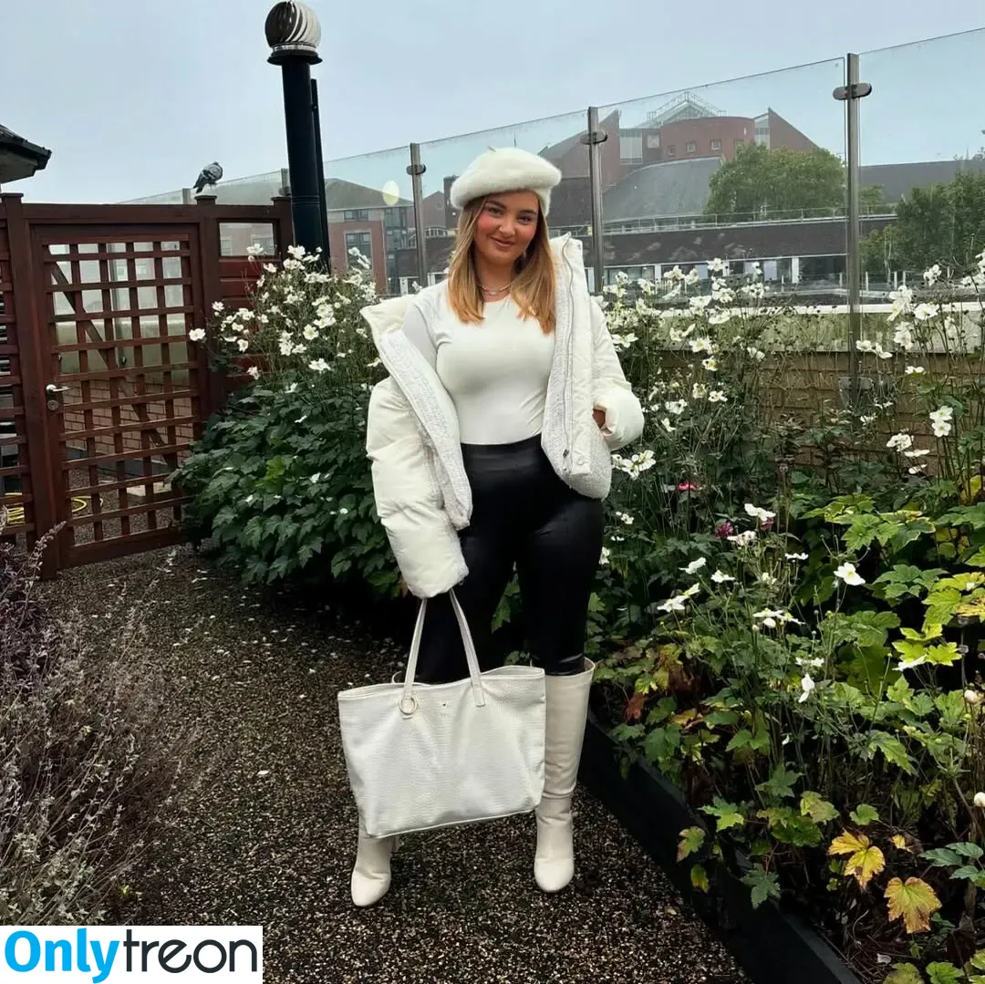 Ruby Legall голая photo #0036 (rubyroselegall)