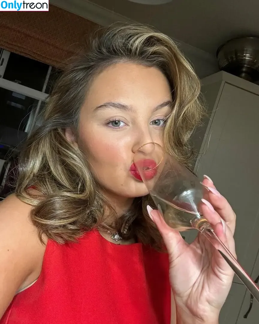Ruby Legall голая photo #0044 (rubyroselegall)
