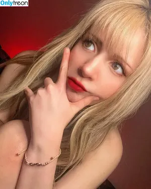  nude photo #0006