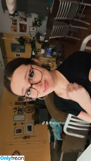 rubyvstiktok / redsruby666 / rubyvstheworld nude photo #0003