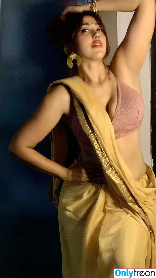 Ruchiraj nude photo #0014 (roweinawitch / ruchirajofficial)